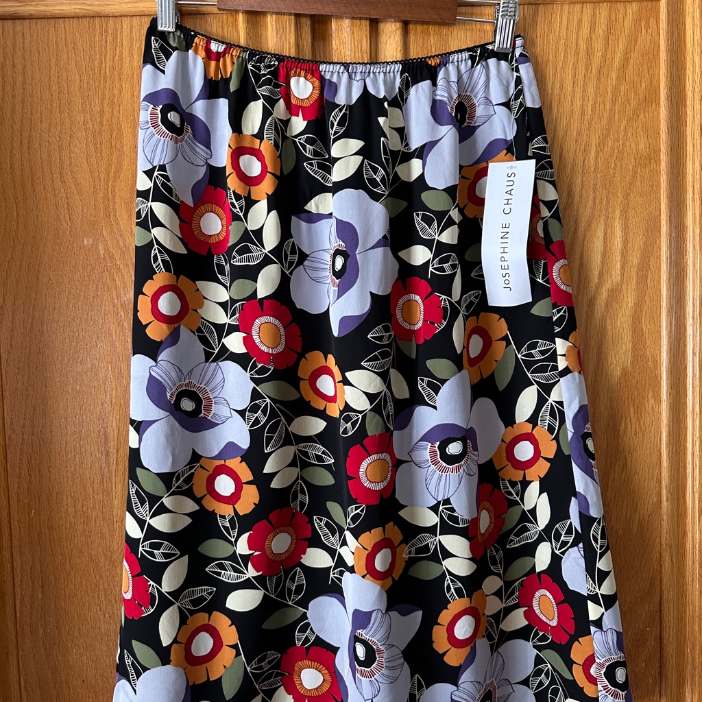 Josephine Chaus Floral Women's Skirt - Black And Multicolor Size 10